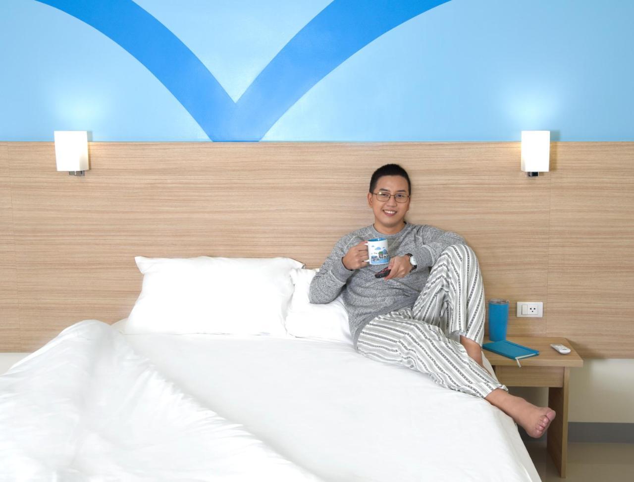 Hop Inn Hotel Tomas Morato Quezon City Εξωτερικό φωτογραφία